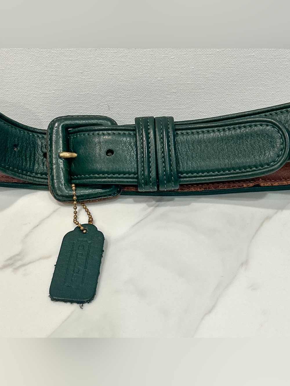 Vintage Coach Leather Belt Dark Green Size Large Waist 28-32 With Green Hangtag - Picture 2 of 9